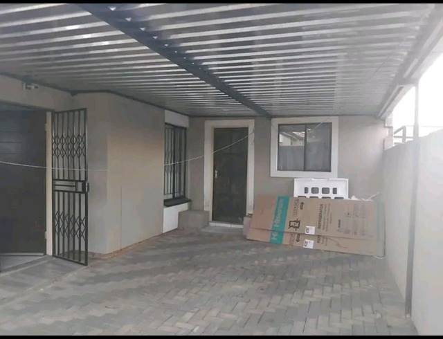 2 BEDROOM HOUSE FOR SALE IN SKY CITY